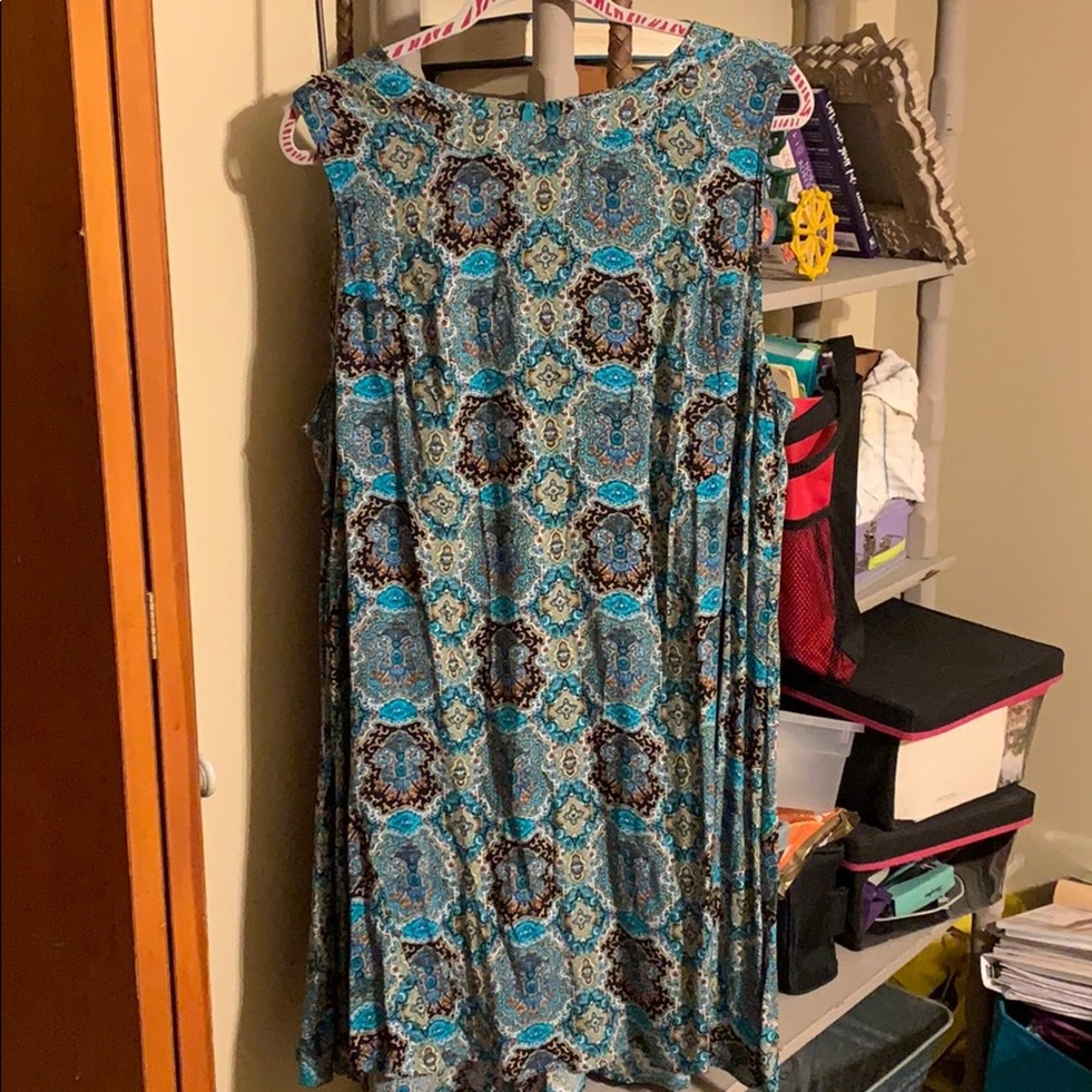 Patterned, high neck dress